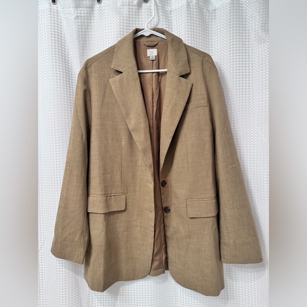A New Day Oversized Blazer. Brown/Tan. Size Medium.